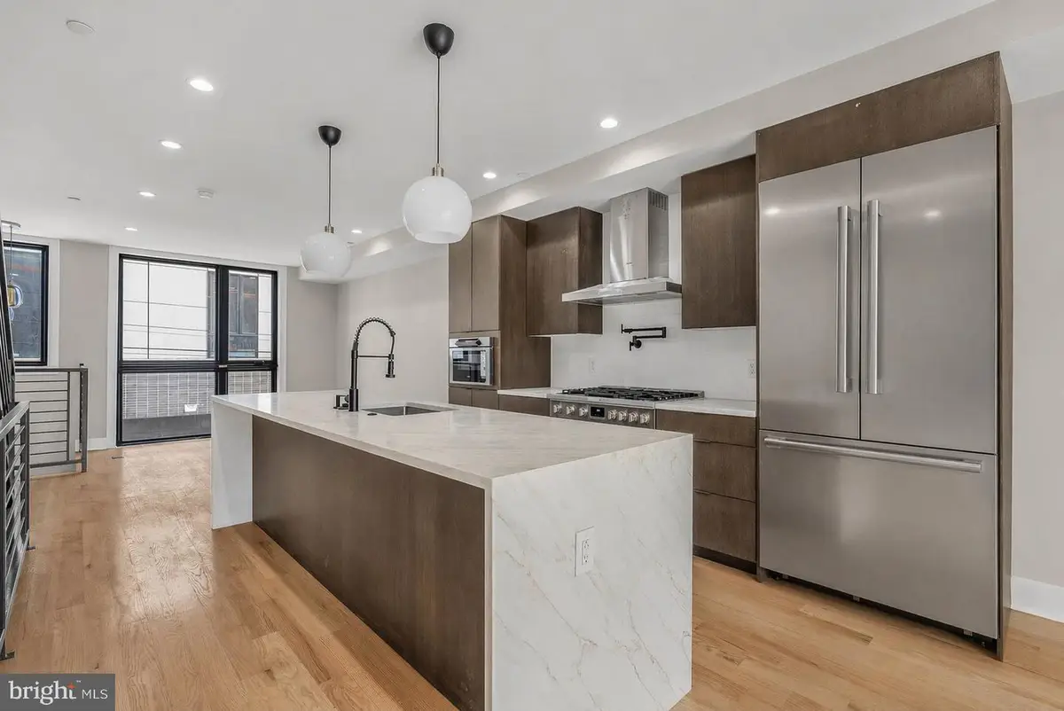 838 Cameron St, Philadelphia, PA 19130 - #1