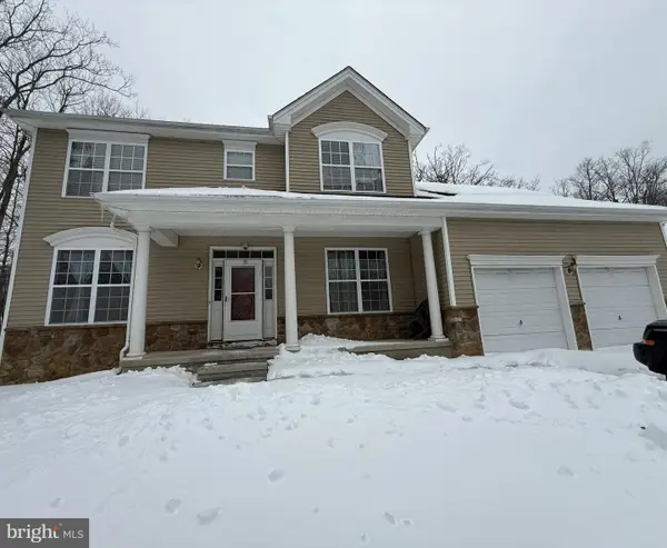 145 Kensington Dr, LEHMAN, PA 18324