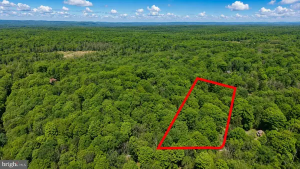 00 Hughes Dr, GREENTOWN, PA 18426