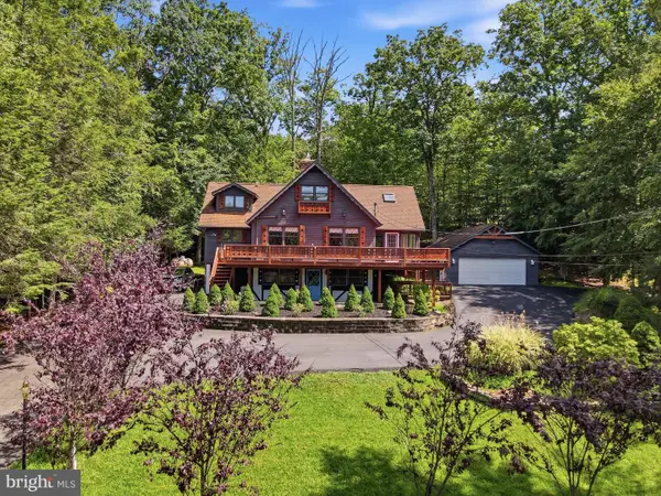 162 Indian Dr, GREENTOWN, PA 18426