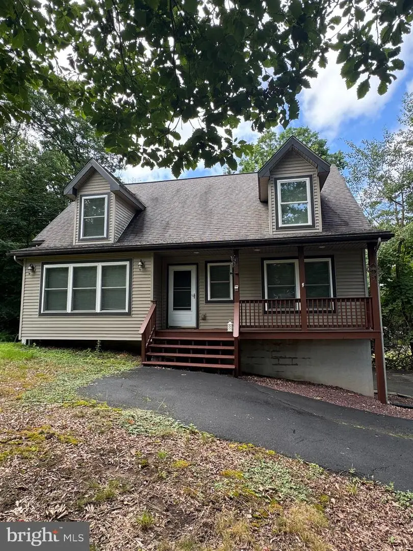 111 Remuda Dr, Hawley, PA 18428 - #1