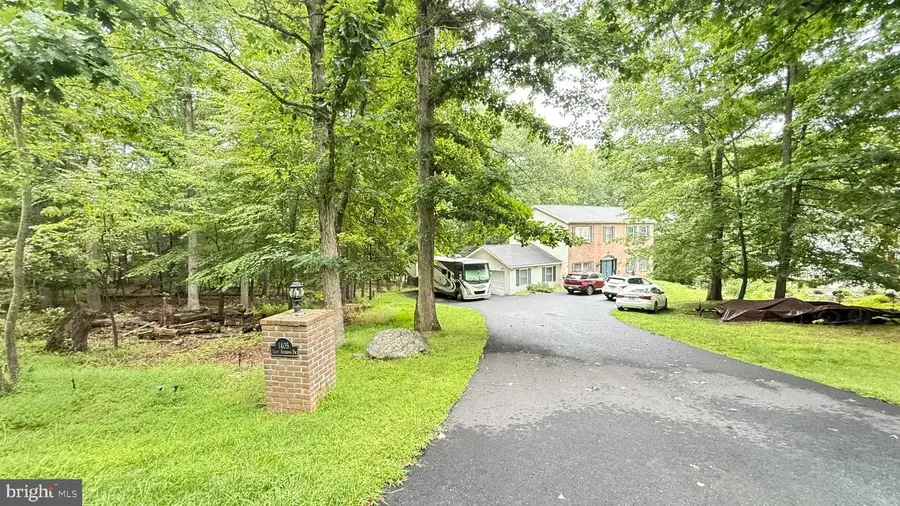193 St Andrews Dr, Bushkill, PA 18324 - #2