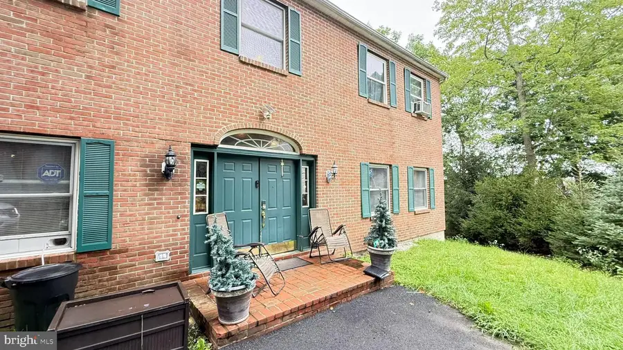 193 St Andrews Dr, Bushkill, PA 18324 - #3