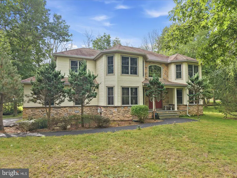 107 Gollum Ln, Bushkill, PA 18371 - #3