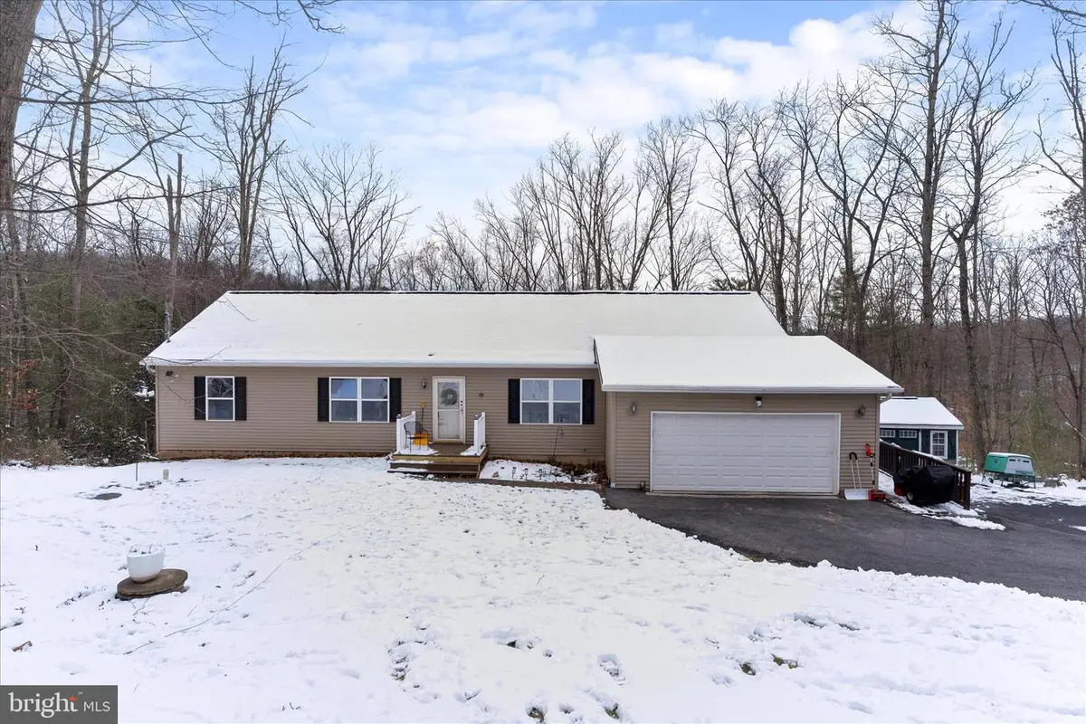1565 Fox Hollow Rd, Shermans Dale, PA 17090 - Image #1