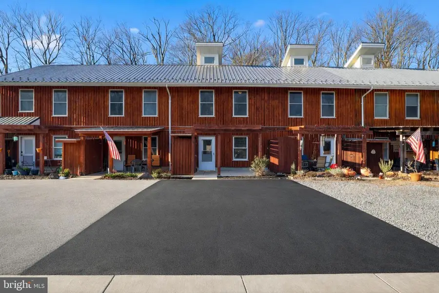 79 Petersburg Ln, Duncannon, PA 17020 - Image #2