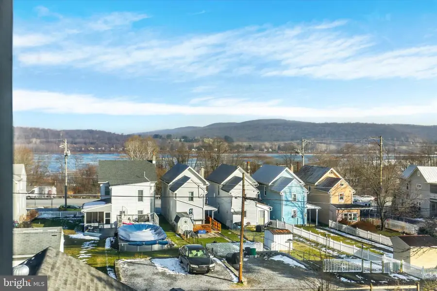 307 Maple Ave, Marysville, PA 17053 - Image #2