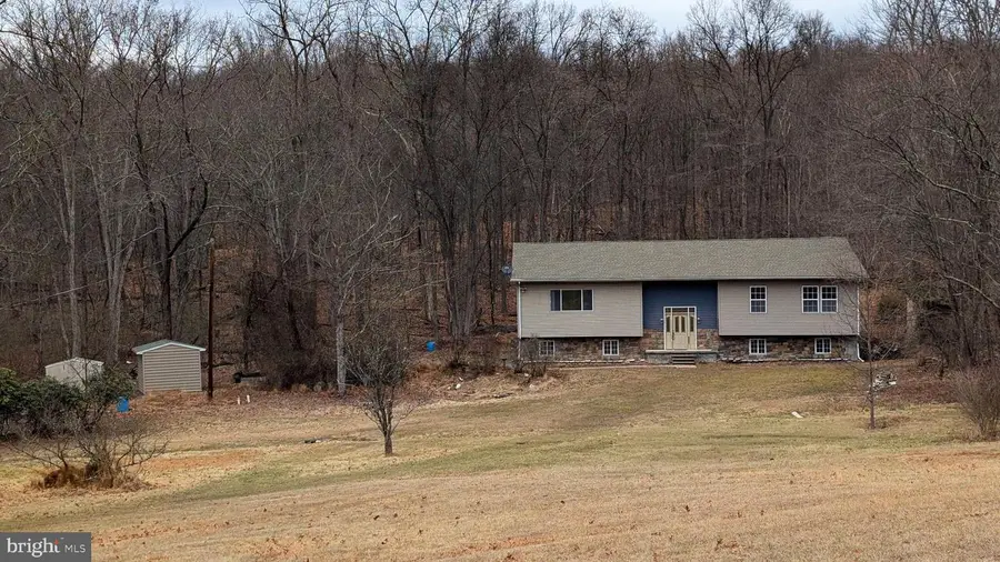 586 Old Limekiln Ln, Newport, PA 17074 - Image #3