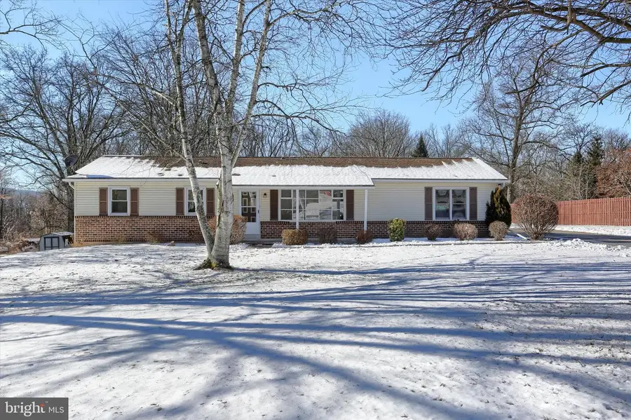 17 Pinetree Dr, Duncannon, PA 17020 - Image #2