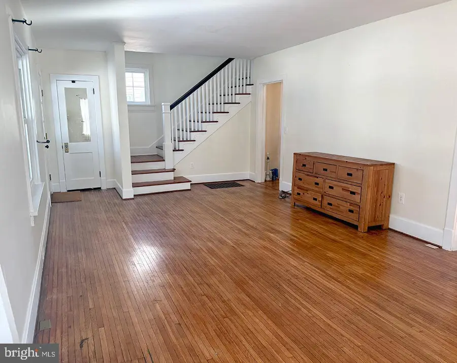 305 W Main St, New Bloomfield, PA 17068 - #3