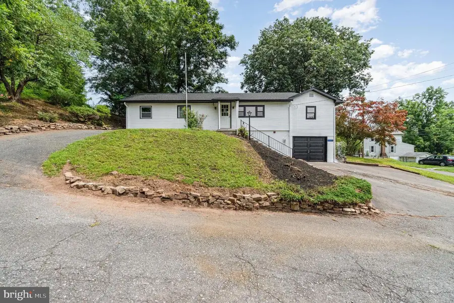 111 Kings Hwy, Marysville, PA 17053 - #2