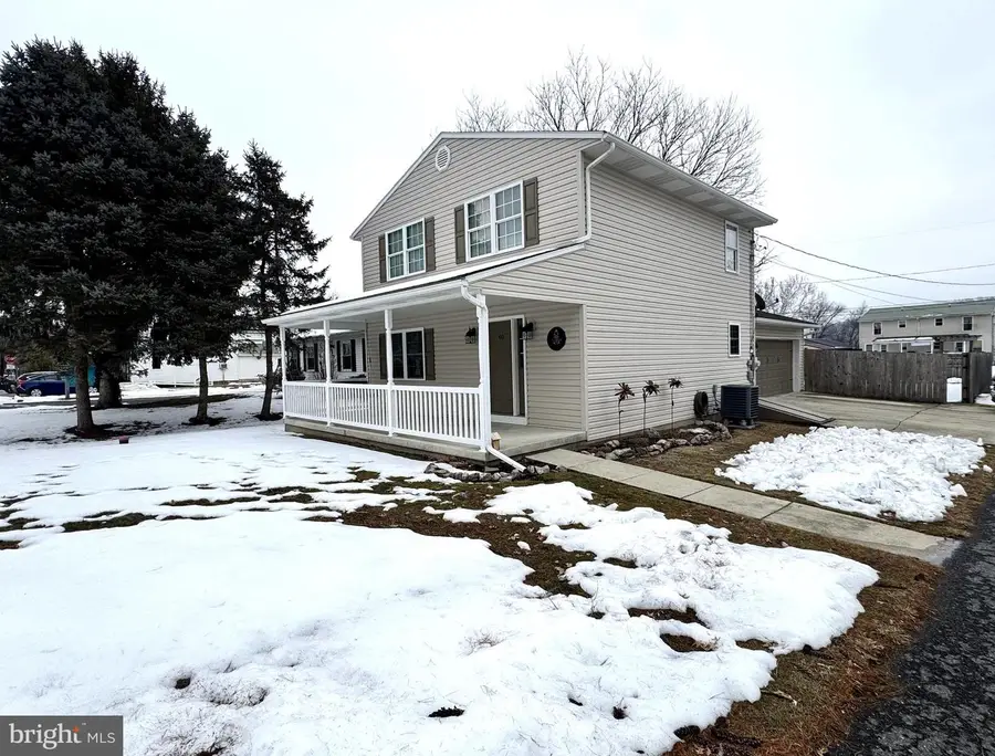 40 Mill St, Duncannon, PA 17020 - #2