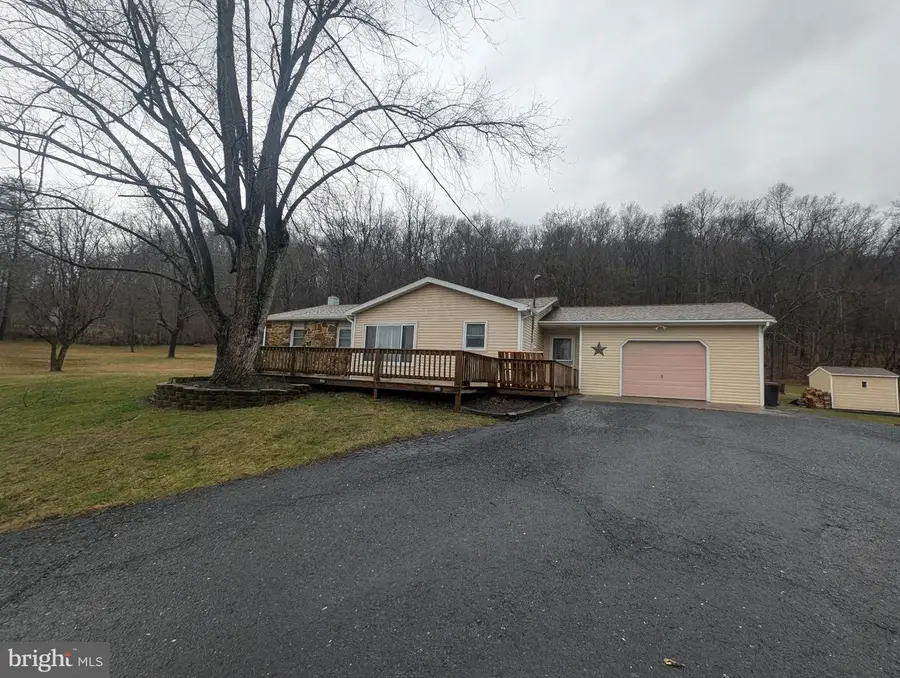 71 Hope Rd, New Bloomfield, PA 17068 - #2