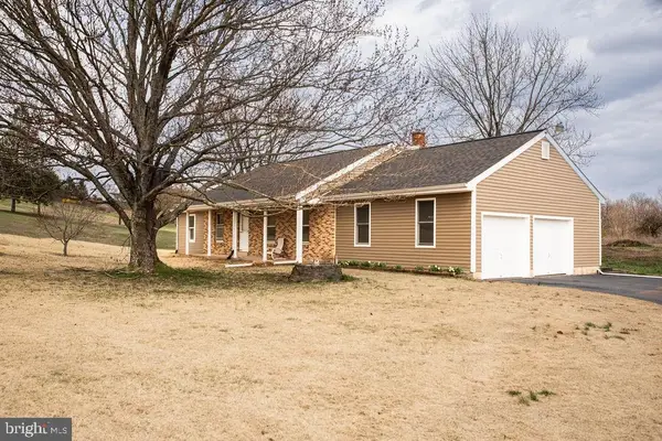 245 Windy Hill Rd, SHERMANS DALE, PA 17090