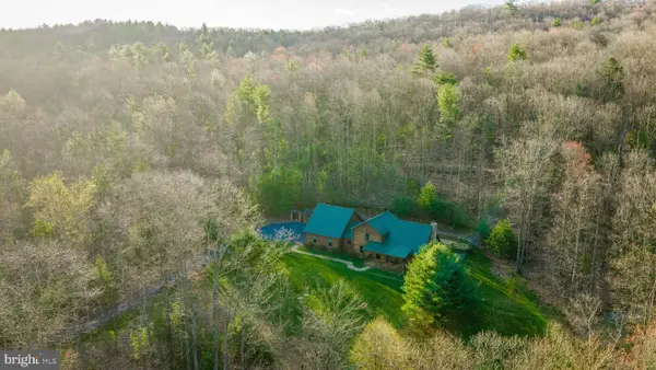 9 Irish Rd, NEW BLOOMFIELD, PA 17068