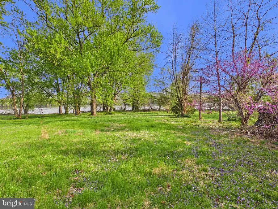 17 Railroad St, Duncannon, PA 17020 - #2