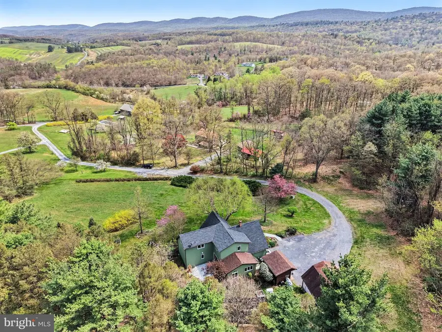 72 Greening Life Ln, Shermans Dale, PA 17090 - #2