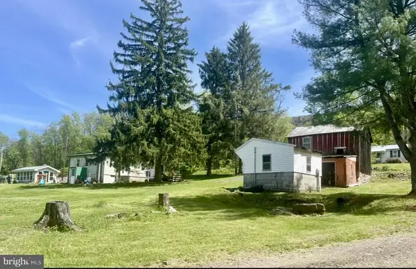 2877 Couchtown Rd, LOYSVILLE, PA 17047