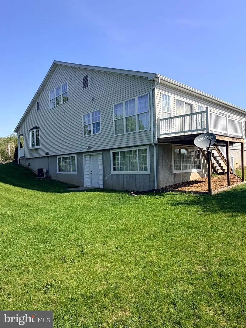 227 Patio Ct, New Bloomfield, PA 17068 - #3