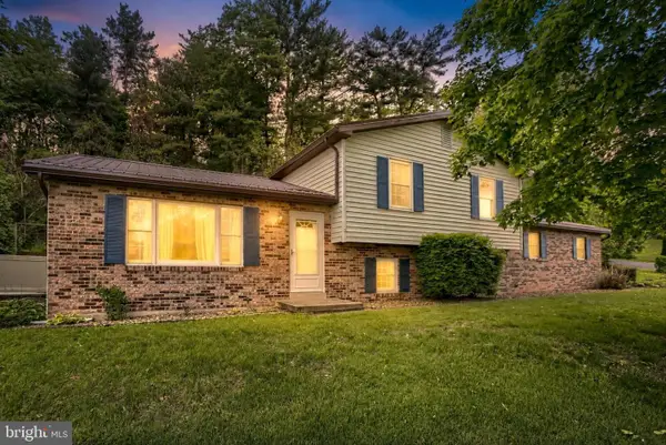 876 Campbell Dr, NEWPORT, PA 17074