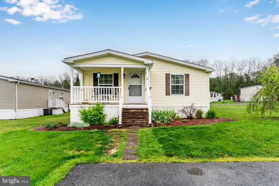66 Meadowview Dr, New Bloomfield, PA 17068 - #3