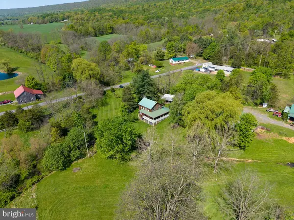 215 Droneberger Rd, BLAIN, PA 17006