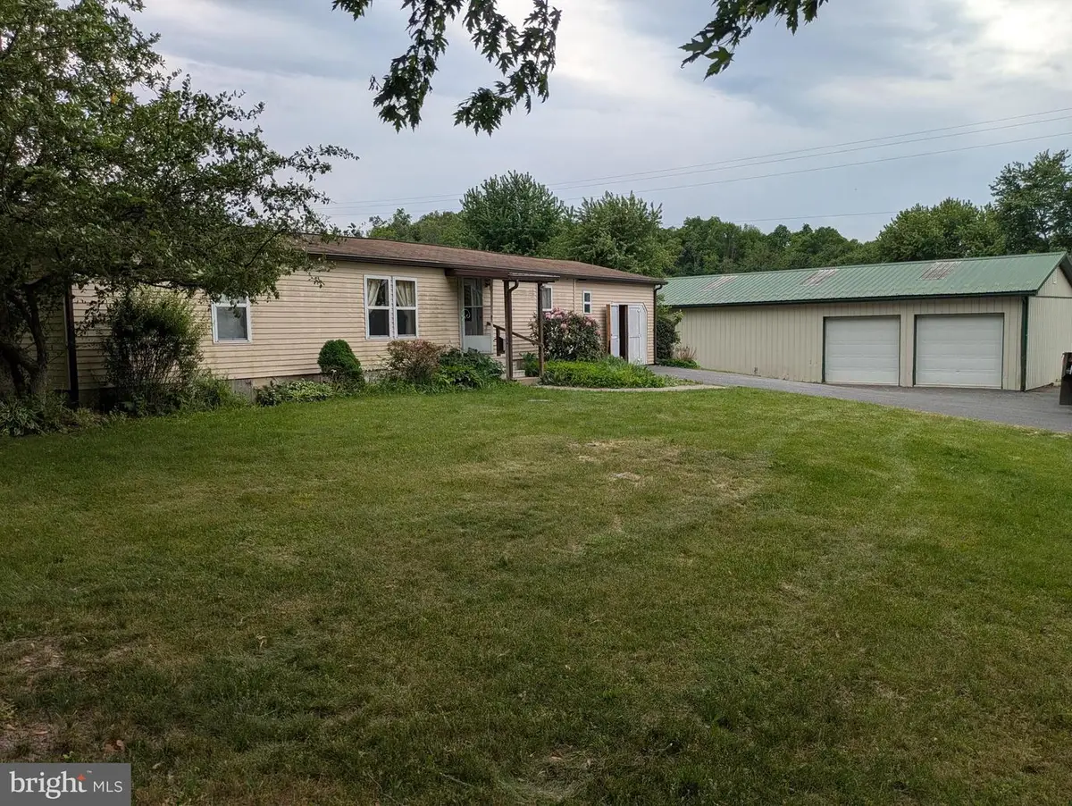 4 Kansas Rd, Landisburg, PA 17040 - #1