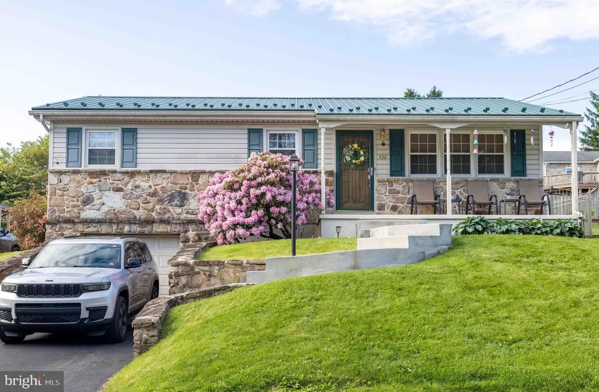 432 Cameron St, Marysville, PA 17053 - #1
