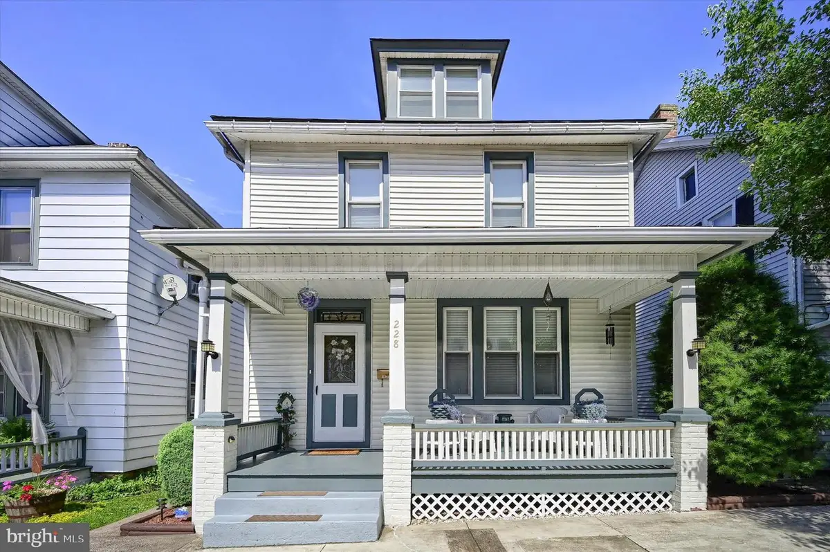 228 N 5th St, Newport, PA 17074 - #1