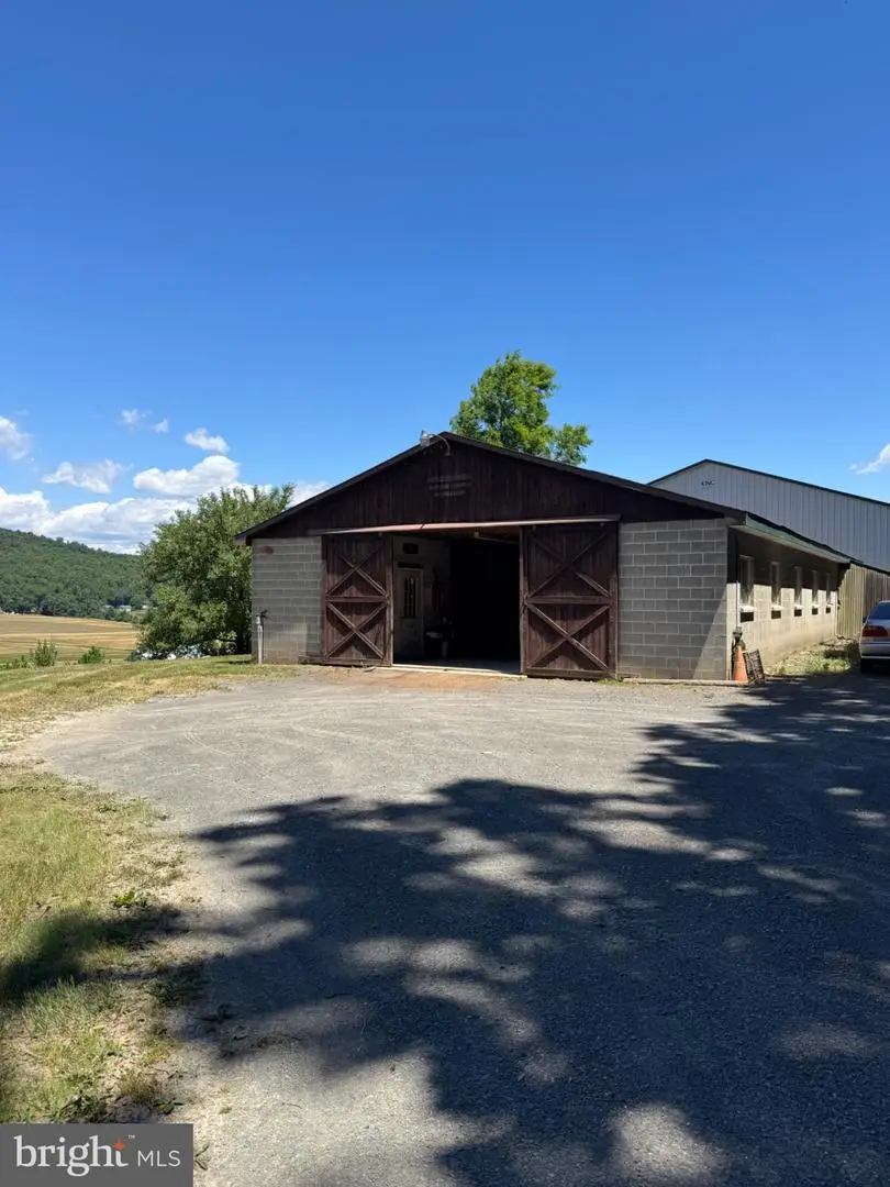 135 Pike Rd, Landisburg, PA 17040 - #2