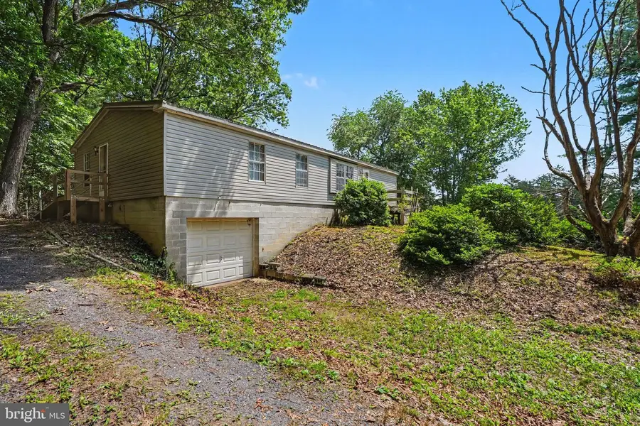 1290 Buckwheat Rd, Millerstown, PA 17062 - #3