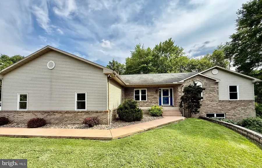2 Trout Ln, Marysville, PA 17053 - #2