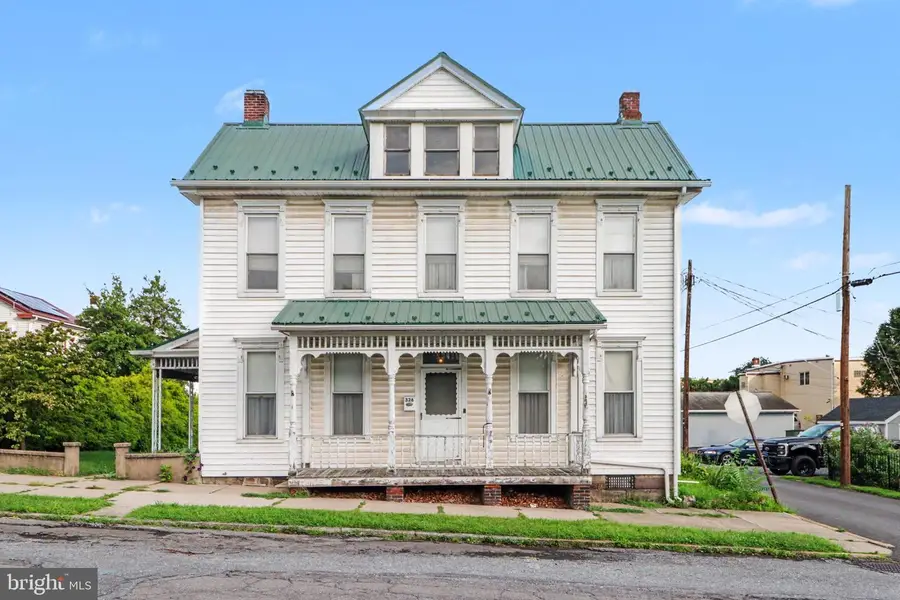 326 Mulberry St, Newport, PA 17074 - #2