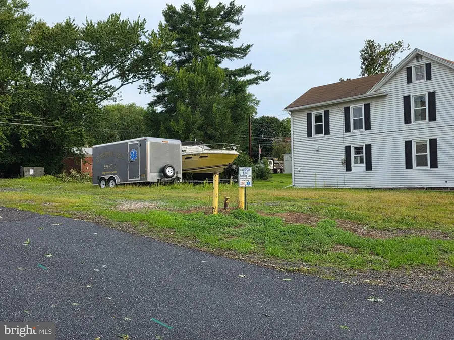 200 N Market St, Liverpool, PA 17045 - #2