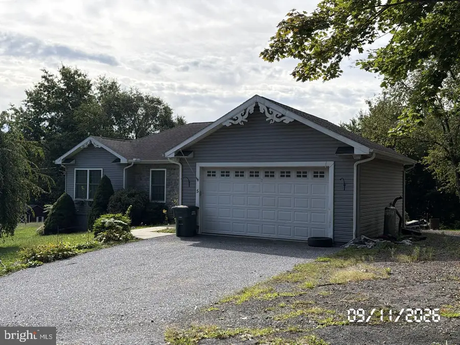 5 Brubeck Cir, Marysville, PA 17053 - #2