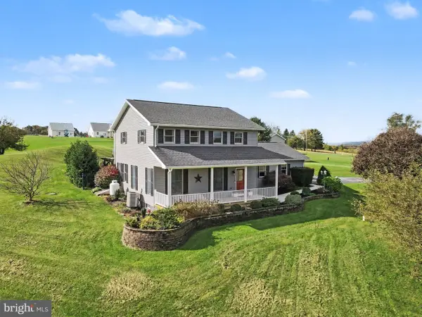 611 Fairground Rd, NEWPORT, PA 17074