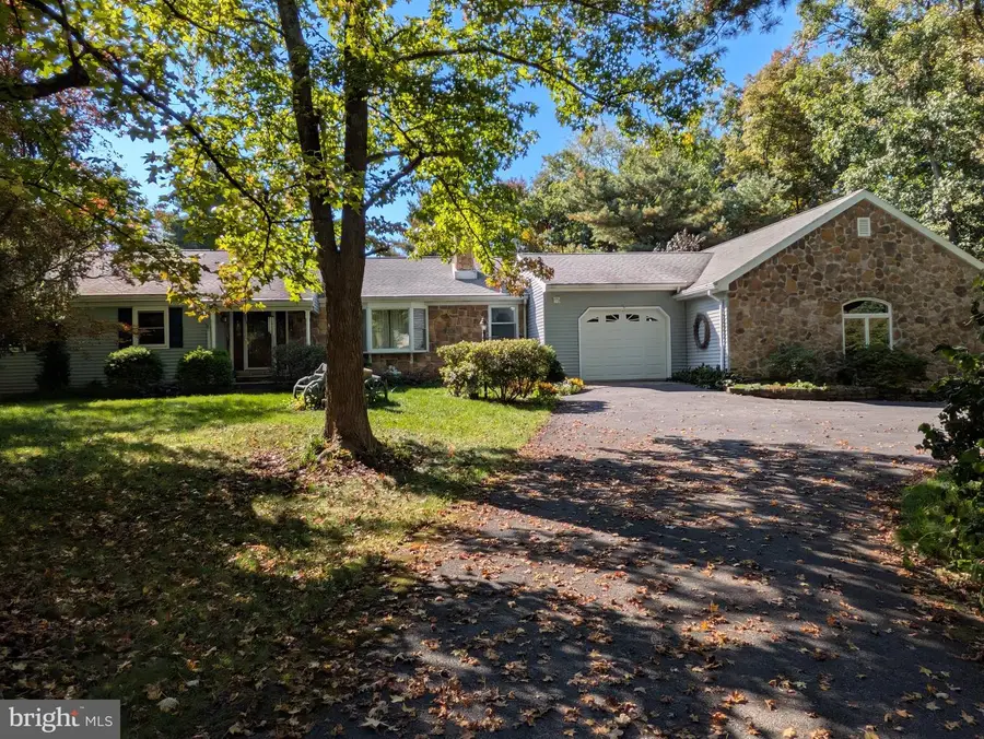 605 Pisgah Rd, Shermans Dale, PA 17090 - #2