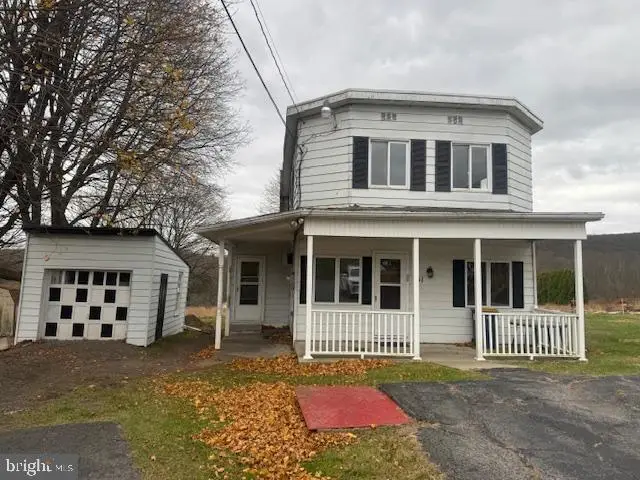 931 Barnesville Dr, Barnesville, PA 18214 - Image #2