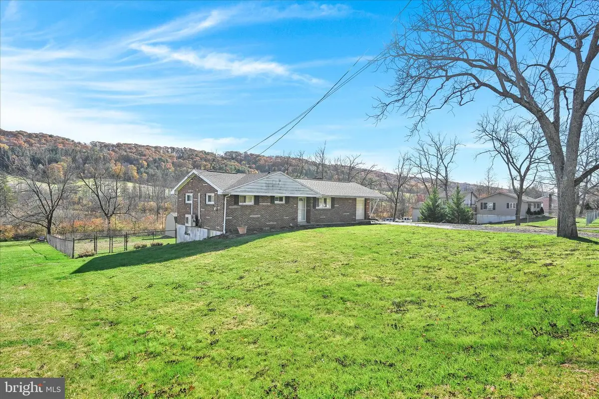 1940 Long Run Rd, Schuylkill Haven, PA 17972 - Image #1