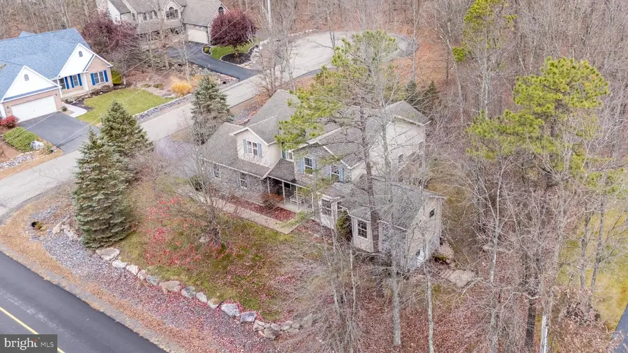 2 Pinewood Cir, Hazleton, PA 18202 - Image #2