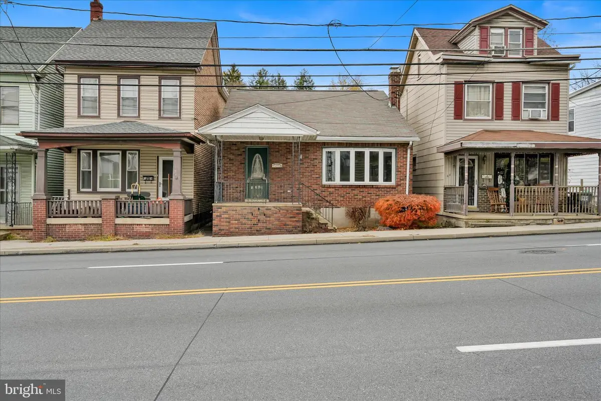 68 Center Ave, Schuylkill Haven, PA 17972 - Image #1