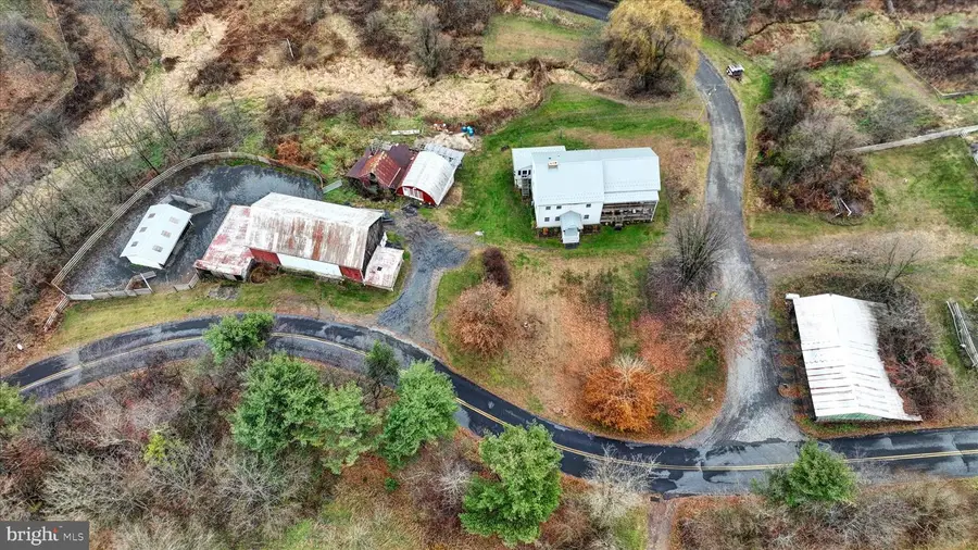 7 N Oak Ln, Schuylkill Haven, PA 17972 - Image #2