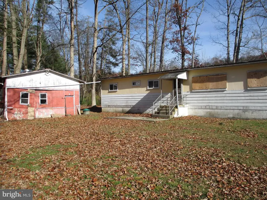 8 Queen Ave, Orwigsburg, PA 17961 - Image #2