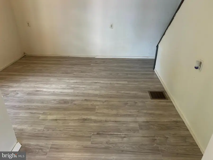 321 Peacock St, Pottsville, PA 17901 - Image #3