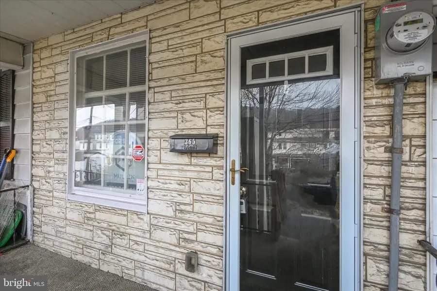 365 Preston Ave, Girardville, PA 17935 - Image #3