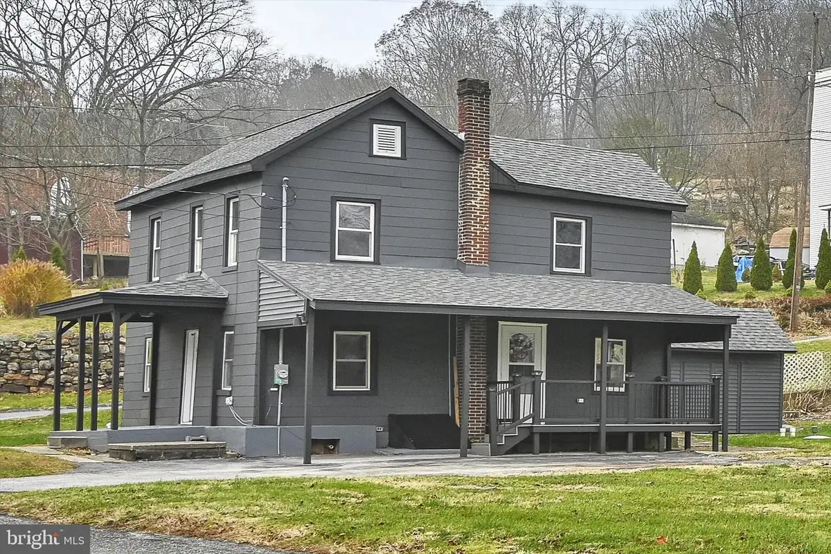 1021 S Schuylkill St, Port Clinton, PA 19549 - Image #1