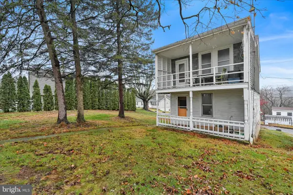 500 3rd St, PORT CARBON, PA 17965