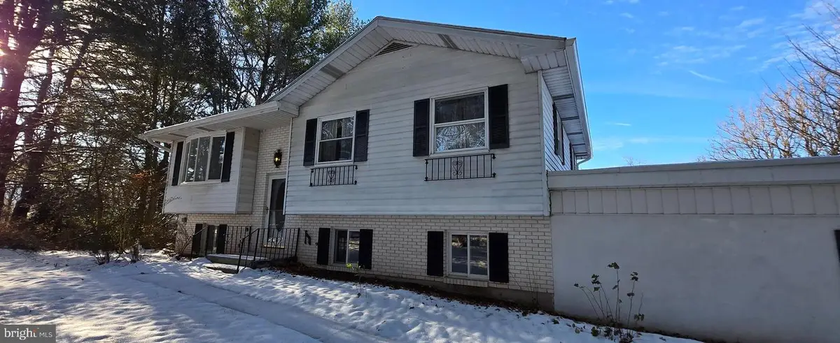 37 White Birch Rd, Orwigsburg, PA 17961 - Image #1