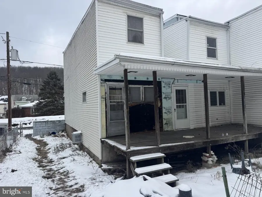 1322 E Pine St, Mahanoy City, PA 17948 - Image #2