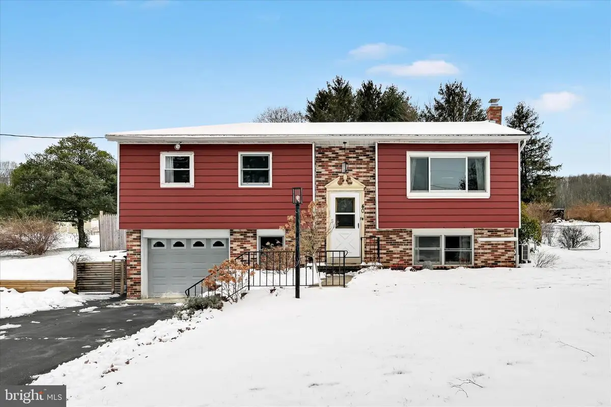 40 Long Stretch Rd, Pine Grove, PA 17963 - Image #1